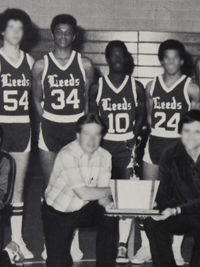 Charles Barkley 1981 varsity basketball team photo (cropped)