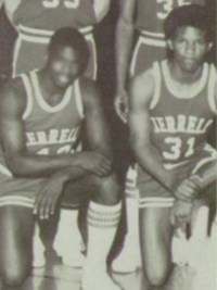 Jamie Foxx 1984 JV basketball team photo (cropped)