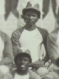 Jamie Foxx 1984 baseball team photo (cropped)
