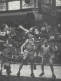 Jason Sudeikis 1994 basketball team action shot