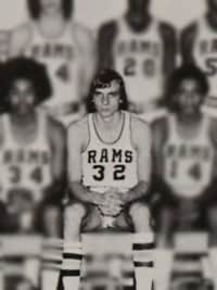 joe montana basketball team yearbook photo