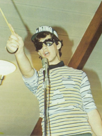 Judd Apatow 1985 Spirit Week hosting candid