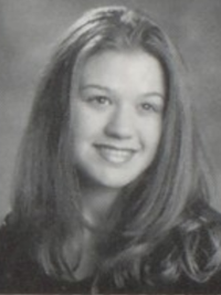 Kelly Clarkson 2000 senior yearbook portrait