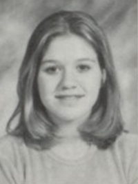 Kelly Clarkson 1998 sophomore yearbook portrait