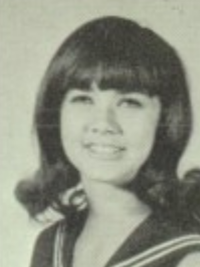 Lynda Carter 1966 freshman yearbook portrait