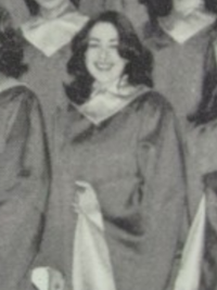 Patricia Heaton 1976 choir yearbook portrait