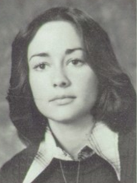 Patricia Heaton 1976 senior yearbook portrait