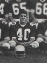 Pete Carroll 1969 senior football team photo (cropped)