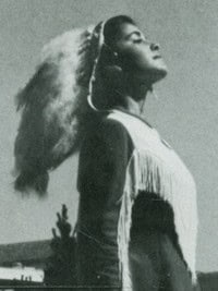 Teri Hatcher Sophomore Featherette