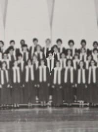 Woody Harrelson high school group photo