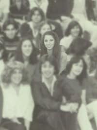 Lisa Kudrow high school Pep Boosters club